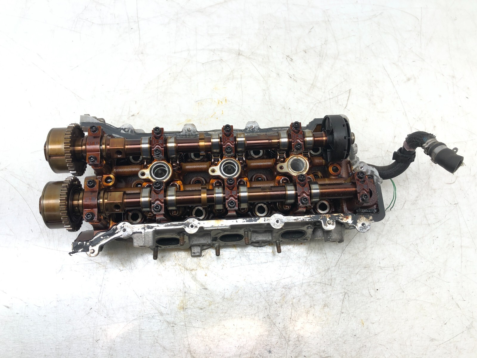 2014-2019 MASERATI GHIBLI SQ4 3.0L LEFT DRIVER SIDE CYLINDER HEAD W/ COVER OEM.