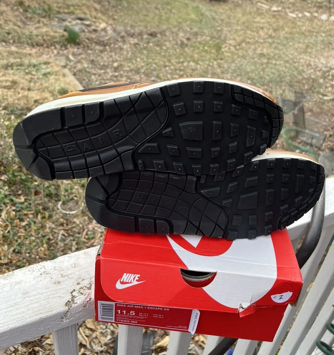 Nike Air Max 1 AM1 Escape QS Brown US size 11.5 DS Bone Ale Nike Air Max 1 AM1 Escape QS Brown US size 11.5 DS Bone Ale