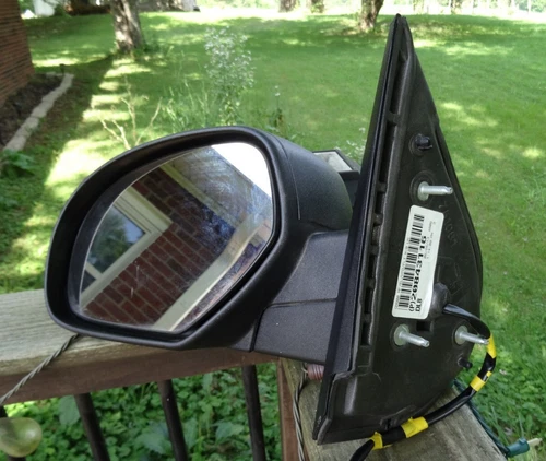 Left Driver Side Black Door Mirror Power Fits 2007-14 CHEVROLET TAHOE OEM