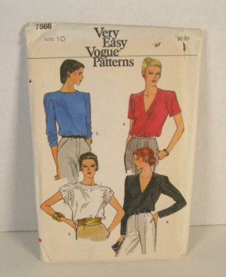 Very Easy Vogue Patterns 7566 Loose-Fitting Pullover Blouse Misses' 10 Uncut