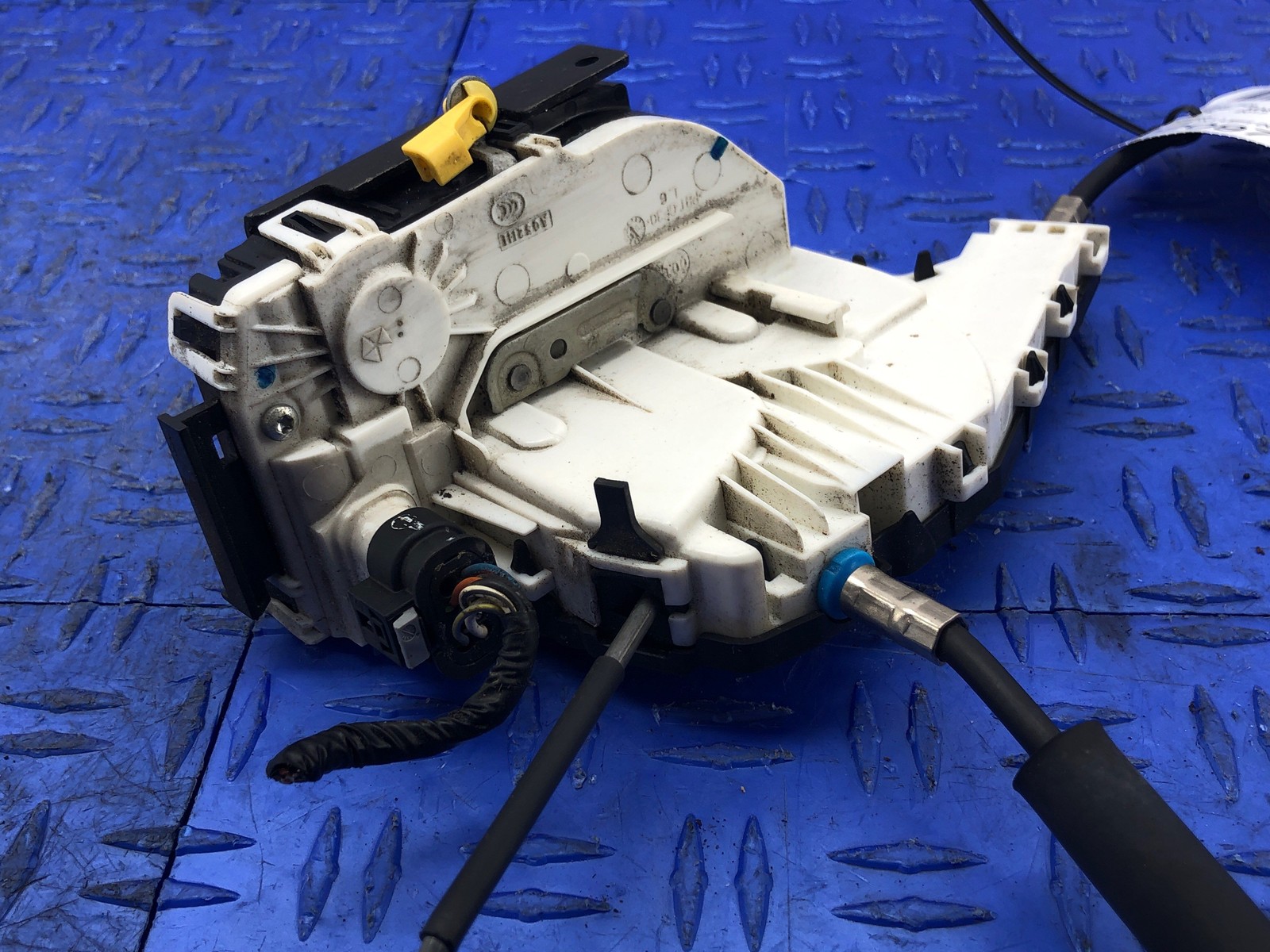 2014-2021 MASERATI GHIBLI FRONT LEFT DOOR LOCK LATCH ACTUATOR OEM