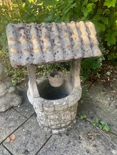 Garden Wishing Well Concrete Ornament Decoration Well Aged Comes Apart