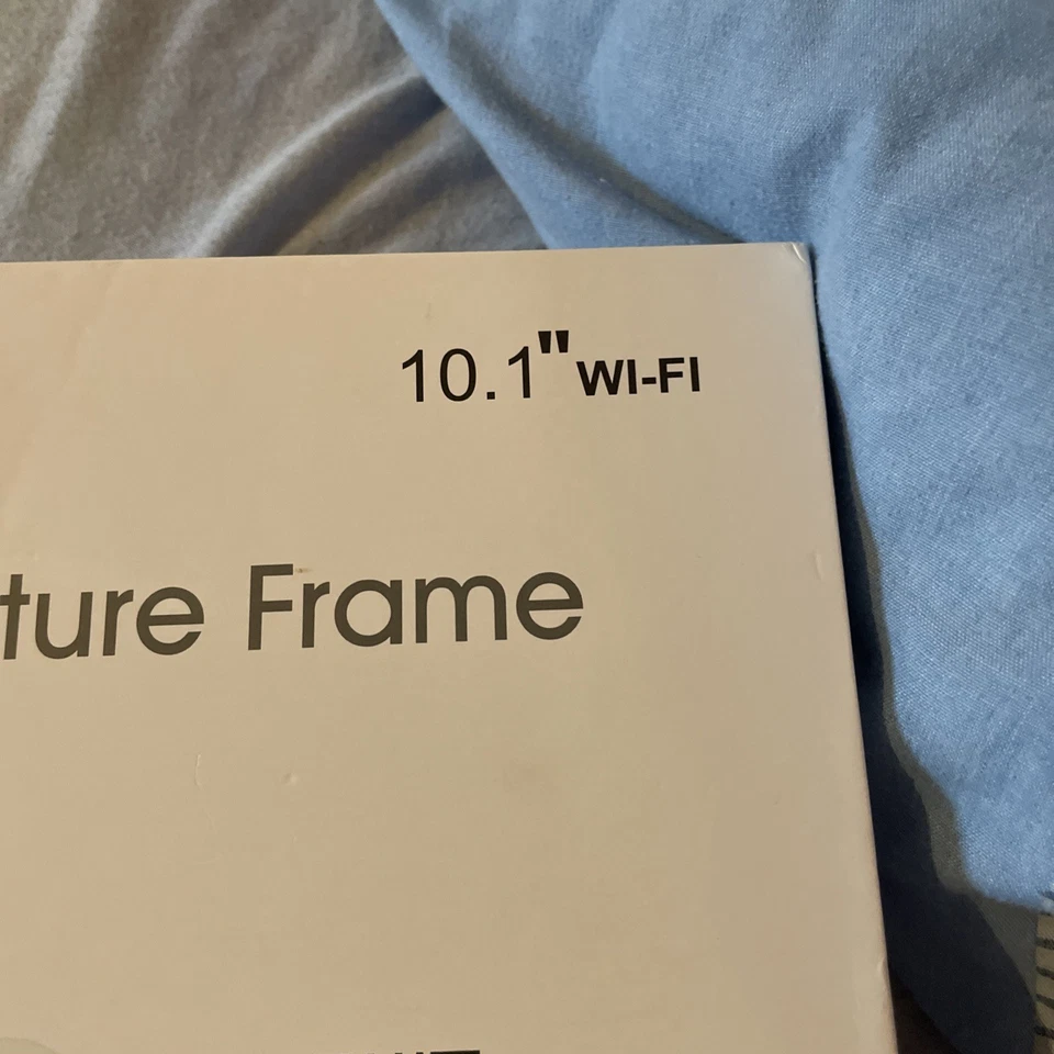 Photo Frame WiFi Digital Frameo App Grouptronics UK 10 Inch Touch Screen 16GB - Image 3 of 4