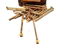 Vite per Legno a Spacco Italiano Testa Piana in OTTONE mm. 5x50 Pz. 100 MUSTAD