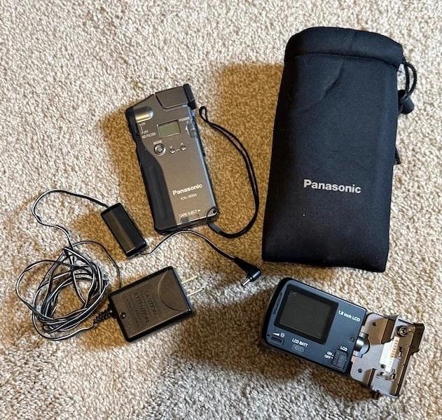 Panasonic KXL-600A Digital Camera w/ View Finder Vtg 1997 Powers On - For Parts - Image 2 of 4