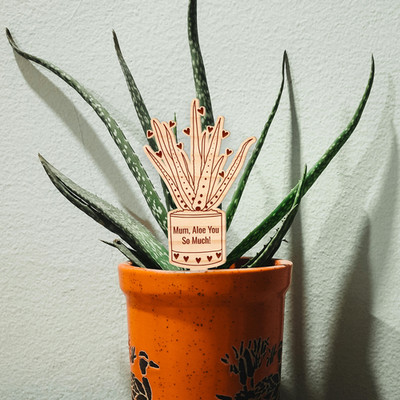 Mama, Aloe You So Much Pflanzenanhänger, Muttertagsgeschenk, Geschenk für Mama, Unikat Geschenk