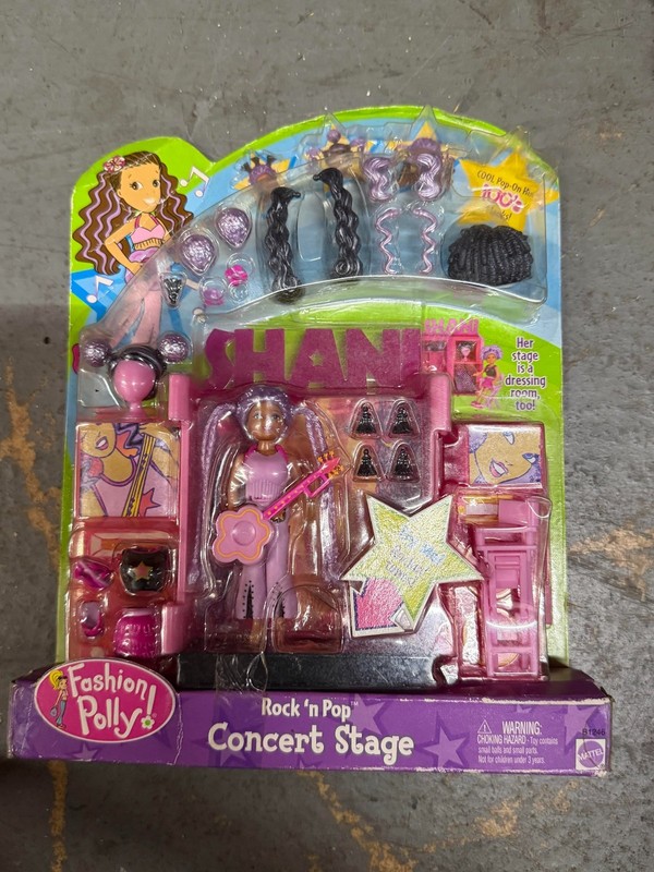 2002 Polly Pocket Fashion Polly Rock N Pop Shani Concert Stage Sealed New In Box