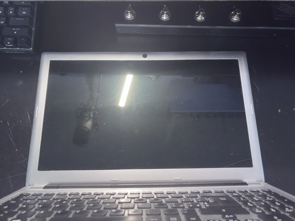 Laptop Acer Aspire V5 - Immagine 2 di 4
