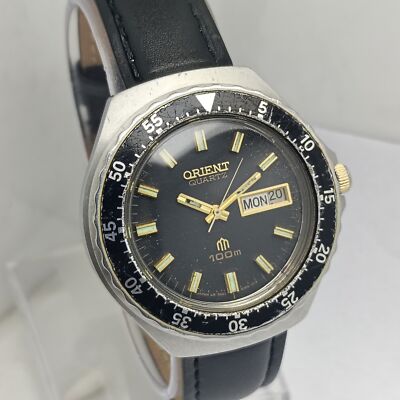 Orient 100m Divers Y569605-60 Quartz Black Dial Vintage Men s Watch SBZ70KS15