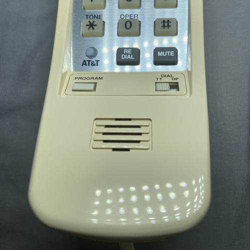Vintage AT&T Desk Wall Touch Tone Push Button Trimline 400 Phone Beige UNTESTED - Picture 11 of 18