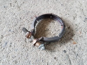 BMW 1er F20 F21 3er F30 F31 LCI B47 Schelle Turbolader/Abgaskrümmer 8519885