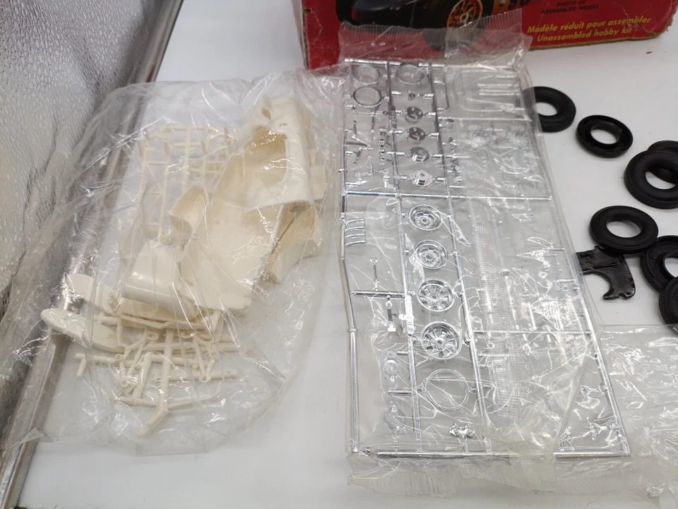 Formula Indy Watson Roadster '63 Indy 500 Winner 1/24 AMT ERTL kit §§ - Immagine 2 di 4