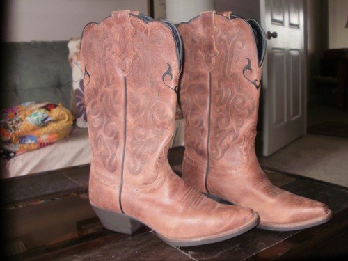 WESTERN COWBOY BOOTS SIZE 7B L2552 