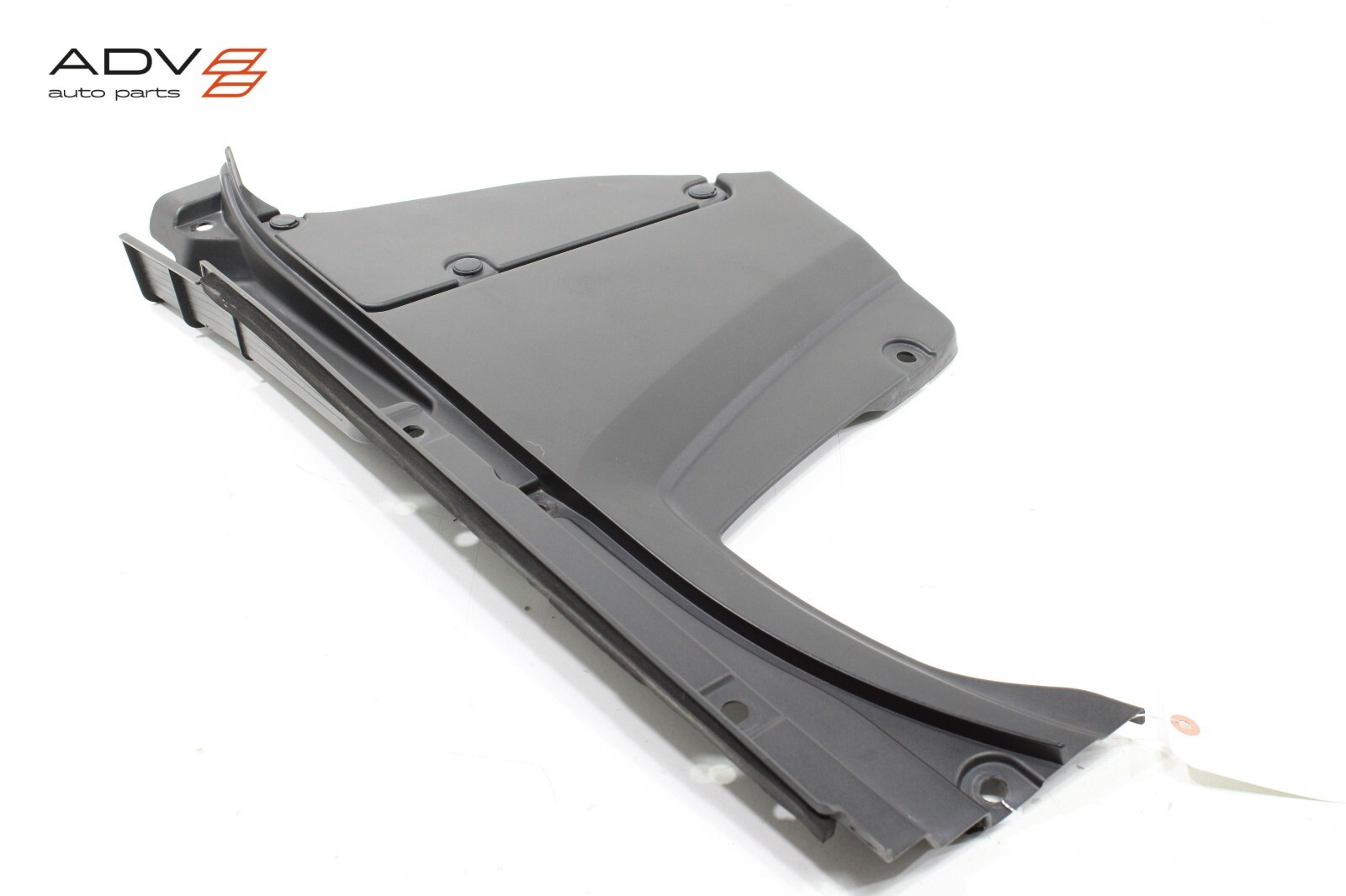 Maserati Levante 2017-2020 Right Side trim panel P/N 13602