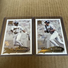 1999 Paramount HOLO GOLD SP /199 Ricky Gutierrez #105 & Kevin Young #189 (h)