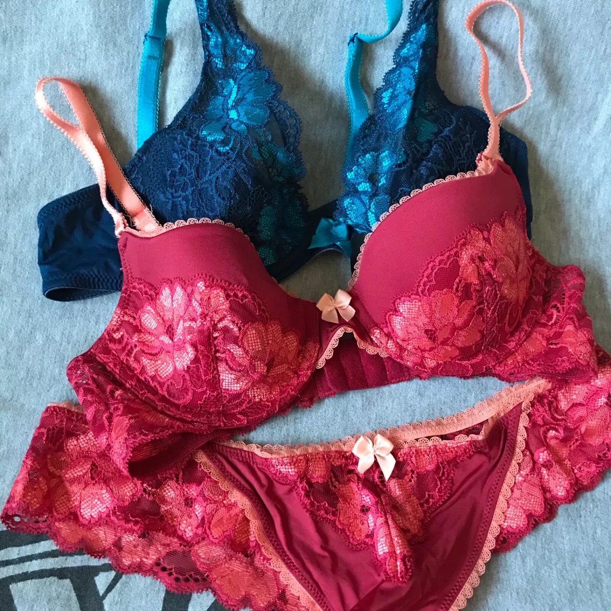 Adore Me Lingerie Bra Panty Set 32B Small Thong Jaydeen Contour Red Blue  Lot 3