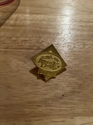 2001 KENTUCKY DERBY STARTER PIN METAL 