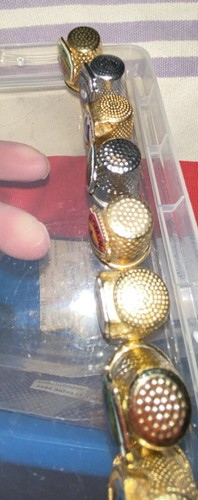 Vintage Collectible Thimble STATES USA UNITED STATES of AMERICA crest -1 only!!! - Picture 13 of 22