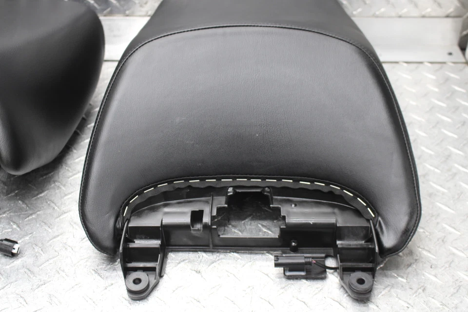 BMW K1600GT 2015 OEM sillines de asiento delantero/trasero (como nuevo) Foto 3 de 4