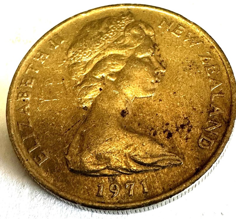1971 NEW ZEALAND 10 CENTS XF