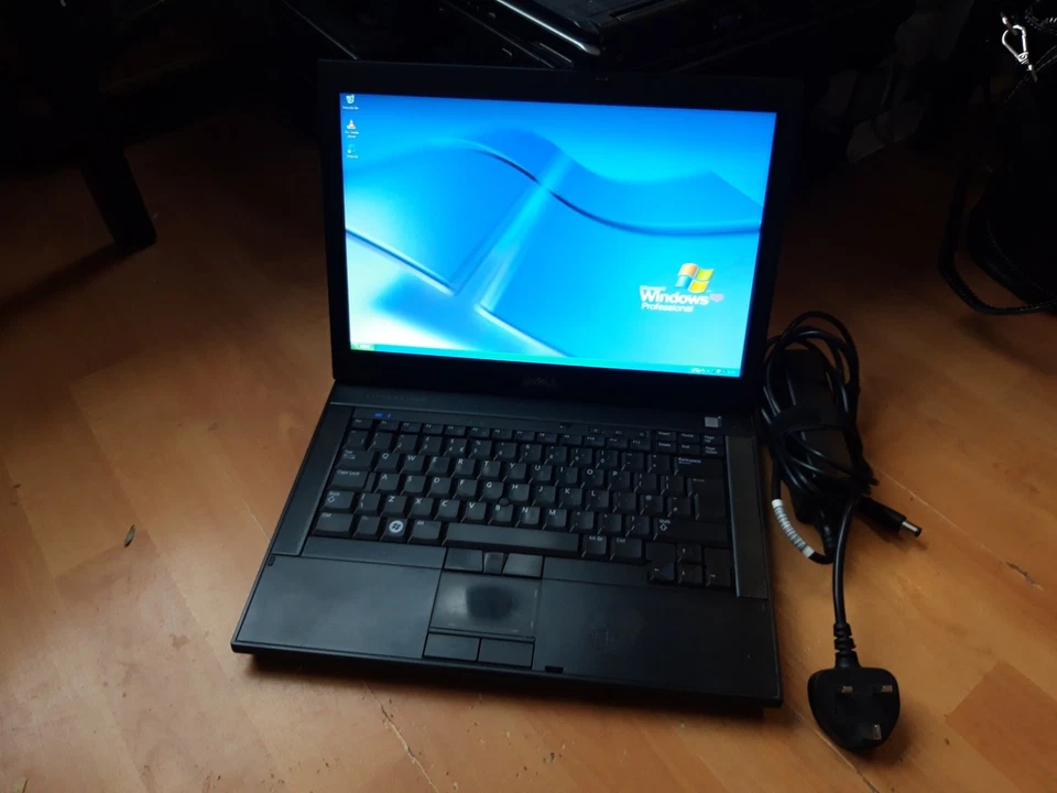 VERY FAST Dell Windows XP Laptop: 2.53GHz + 500GB HDD + 4GB RAM +Firewire (D2) - Image 2 of 4