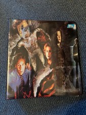 Topps X-Files Sezon 1 | Srebrny równoległy zestaw 72 kart z oficjalnym segregatorem Topps