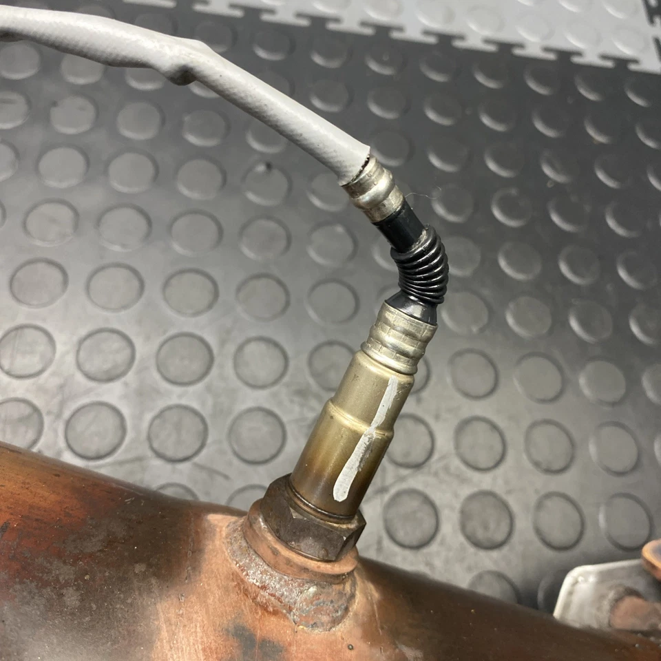 Convertidor catalítico de tubo de extracción Chevy Equinox 2018-2022 1,5 fabricante original Foto 4 de 4