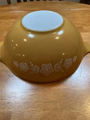 Vintage Pyrex Mixing Nesting Bowl 444 Butterfly Gold  Cinderella 4 L