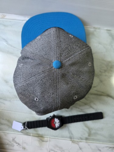 Gorra de béisbol Pokémon Pikachu Pokeball y reloj ACCUTIME 2017🔥🔥 RARO - Imagen 6 de 11