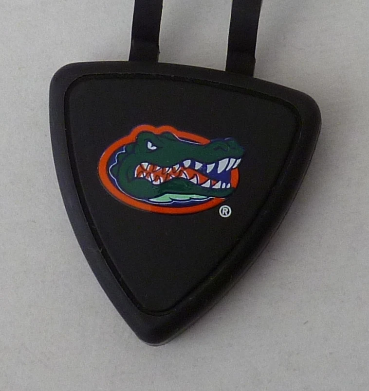 Collar Camuflaje Magnético Trion Z Pequeño NCAA Iones Negativos Etiqueta Deportiva Nuevo Foto 2 de 3