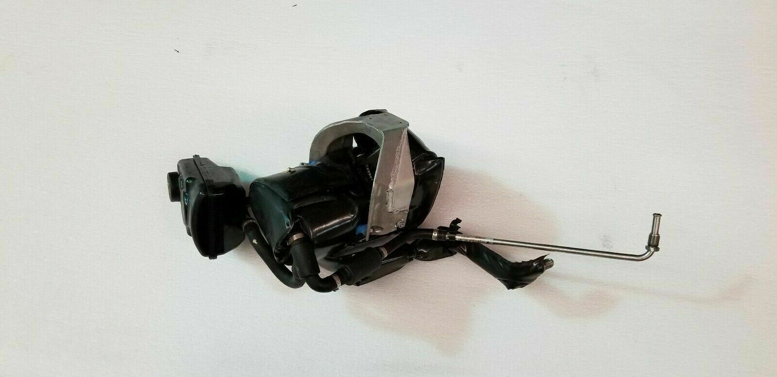 MCLAREN MP4-12C HYDRAULIC OIL PUMP UNIT OEM 11D0074CP 
