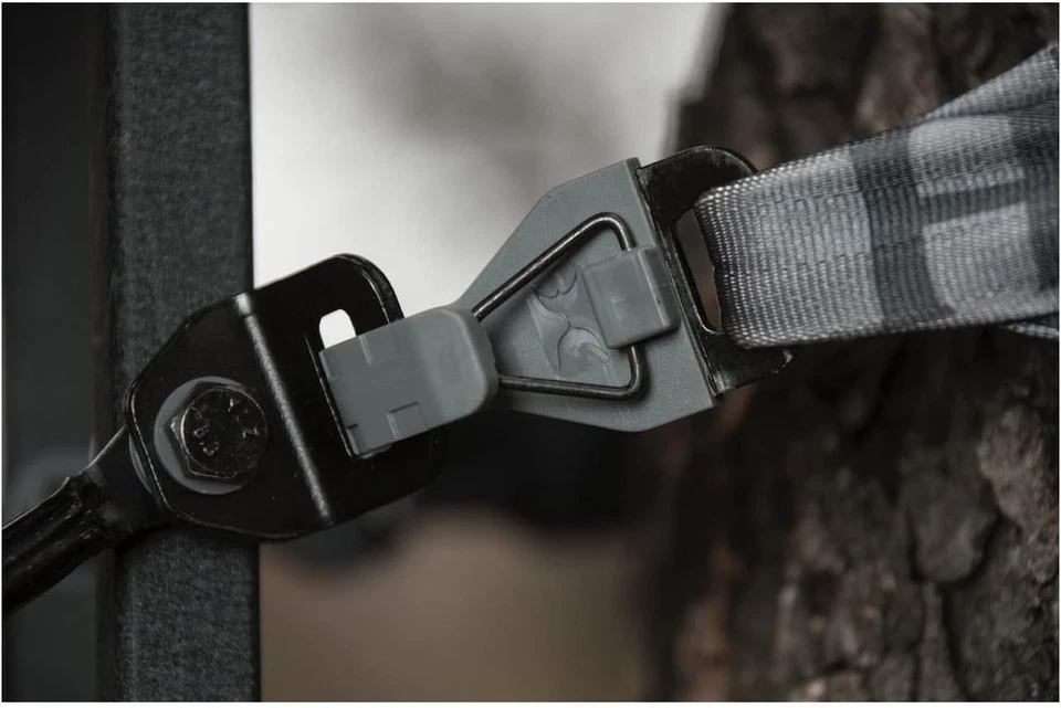 Mega Combat Hang on Tree Stand, Deer Stand with 24 X 30" Saddle Hunting Platform - Image 4 of 4