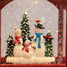 Singing Christmas Train Snow Globe   Lighted Snowman Lantern with Music  Timer