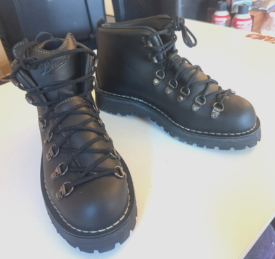 Danner mountain light II 5