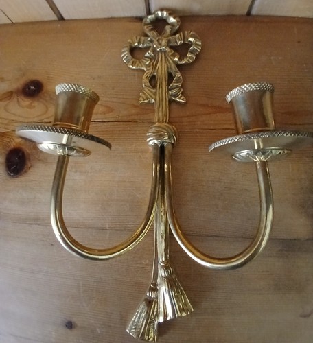 VTG Pair Of Brass Candle Sconces Tassels Bow Double Arms Hollywood Regency - Picture 3 of 6