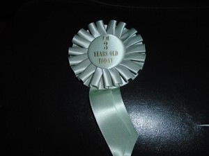 VINTAGE FEICO INC. I'M 3 YEARS OLD TODAY RIBBON PIN