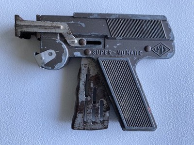 Super-Numatic Toy Gun Vintage Toy CA-12