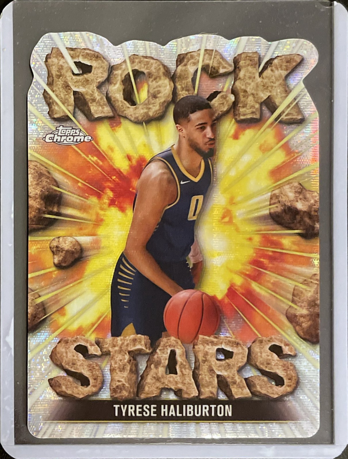 Tyrese Haliburton - 2024-25 Topps Cromo - Estrellas de Rock - Troquelado - Estuche Hit SSP