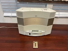 Bose CD 3000 Acoustic Wave Music System With Acoustic Wave Multi 5 Disc Changer