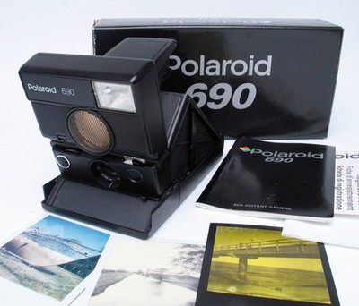 MIB Polaroid 690 SLR Instant Camera for 600 film Mint working full set
