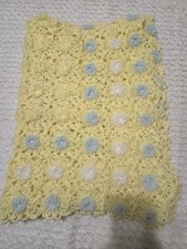 Beautiful Hand Crocheted Daisy Baby BLANKET PALE YELLOW/BLUE daisies