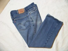 Men's Levi's 517 Boot Cut Jeans - Size 38 x 29 - Measures 35 - 1/2 x 27