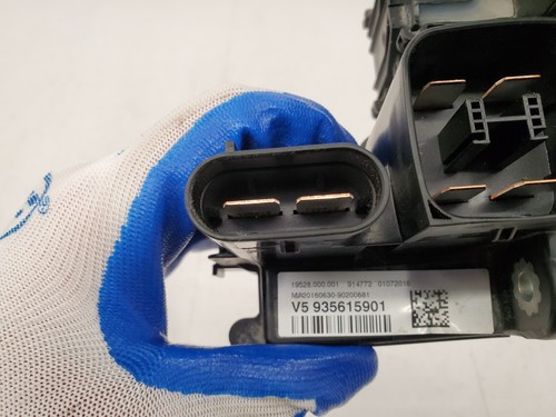 ✅ OEM BMW F30 F32 F36 F80 F82 F87 M2 Battery Fuse Junction Box Control Module - Picture 2 of 13