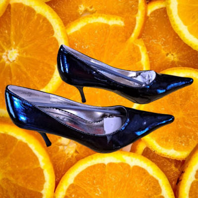 De Blossom Collection Black Pointed Toe High Heel Shoes Size