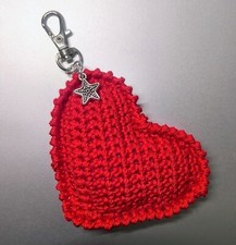 Cuore portachiavi, San Valentino, uncinetto amigurumi fatti a mano