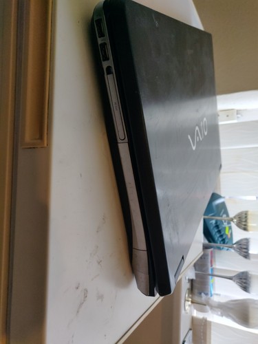 Sony Vaio VGN-AR71M Intel Core duo 17 inch gaming laptop  - Picture 11 of 12