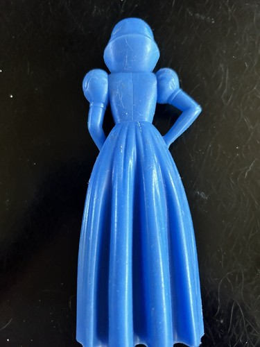 Vintage Disney Molded Blue Snow White Figure 6” 1972 Louis Marx - Picture 6 of 6