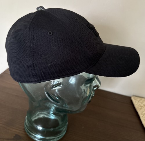 UNDER ARMOUR BLITZING Black Classic Fit Baseball Cap Size M/L - Picture 7 of 14