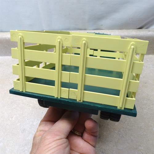 Vintage Ertl International Loadstar 1600 Stake Truck, Cast Toy Vehicle, IH - Picture 5 of 24