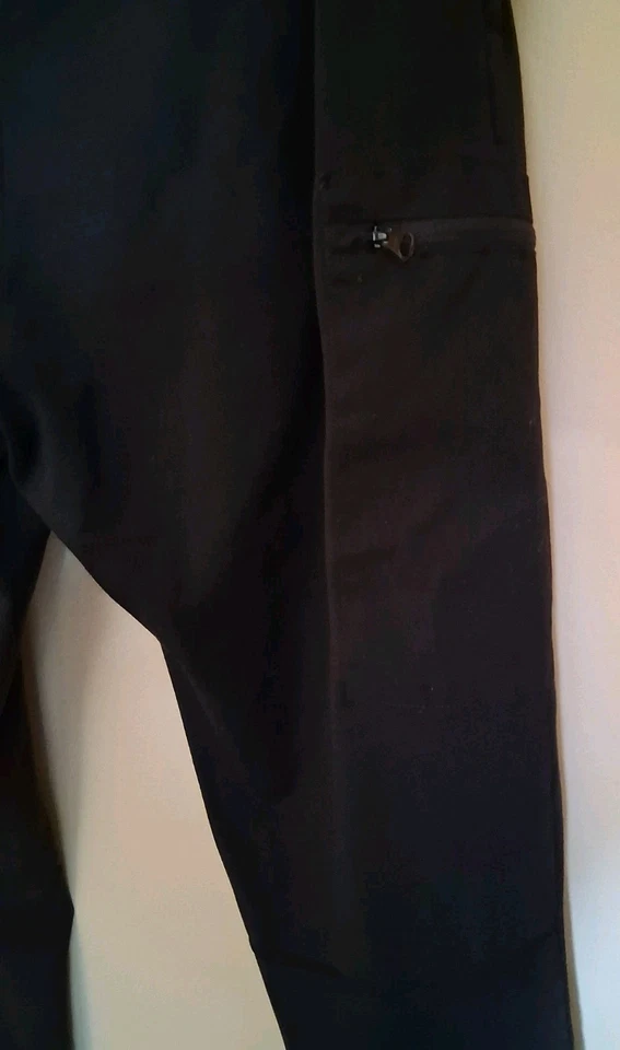 Pantalones Pantalones de Vellón Fjallraven Keb US M Grandes Mezcla de Lana Usados en Excelente Condición Precio de venta sugerido por el fabricante 240 USD Foto 4 de 4